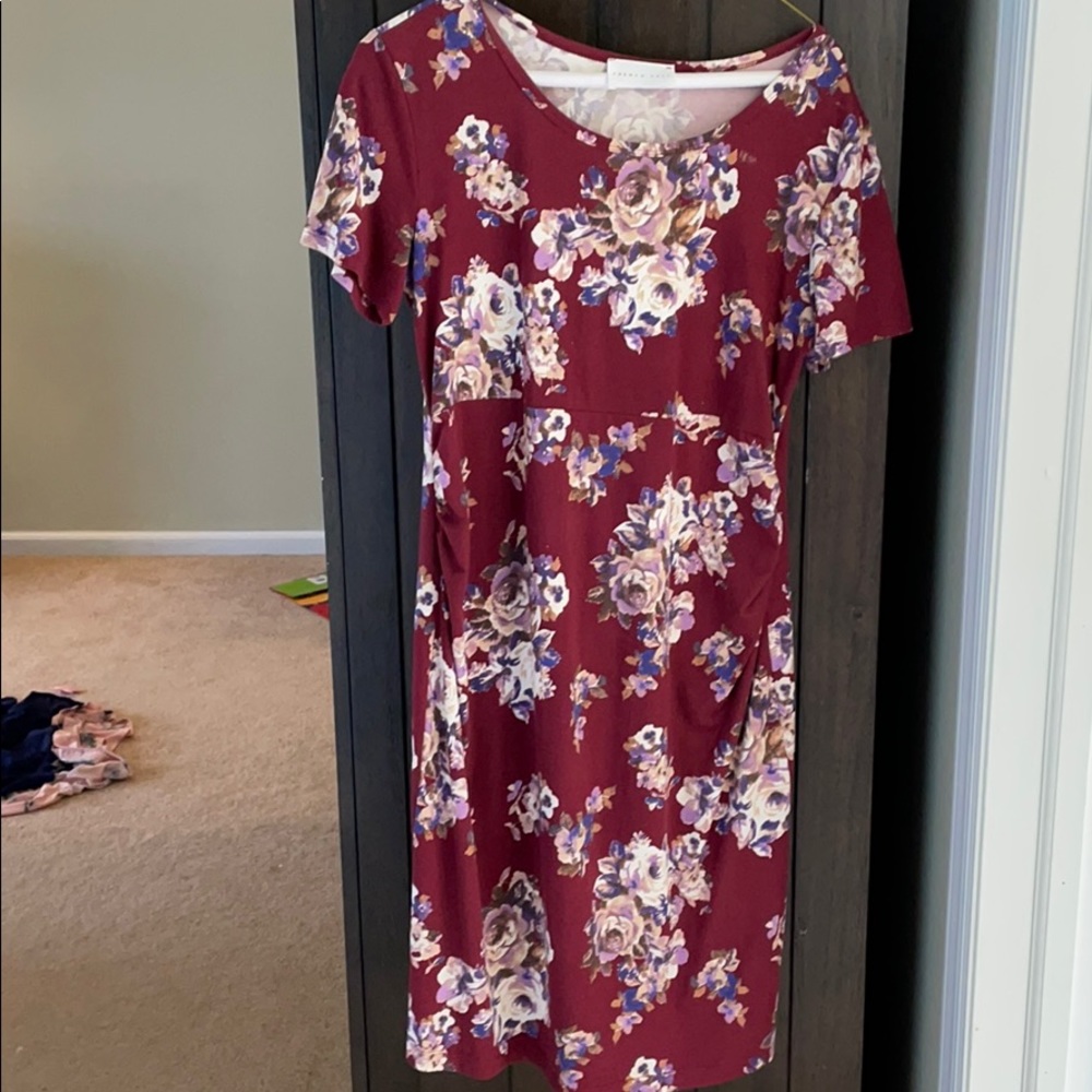 Floral maternity dress